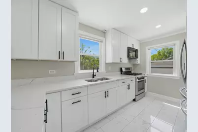 13116 S Avenue O Avenue, Chicago, IL 60633 - Photo 3