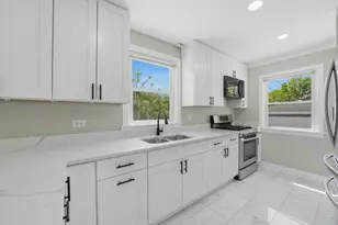 13116 S Ave O Ave, Chicago, IL 60633 - Photo 3