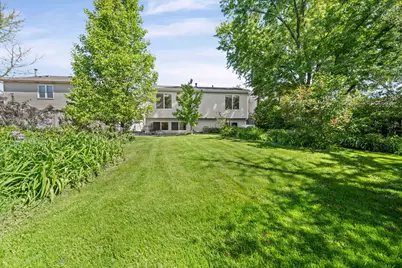 621 Cutter Lane, Elk Grove Village, IL 60007 - Photo 5