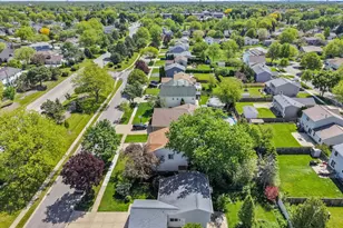621 Cutter Ln, Elk Grove Village, IL 60007 - Photo 31