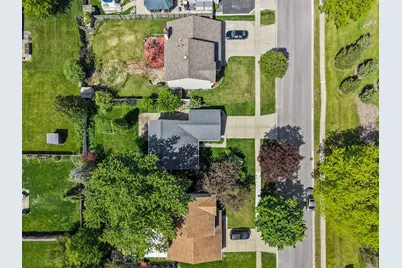 621 Cutter Lane, Elk Grove Village, IL 60007 - Photo 7