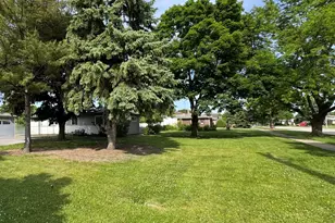 155 N Mill Rd, Wood Dale, IL 60191 - Photo 5