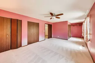 1276 Chatham Ln, Roselle, IL 60172 - Photo 13