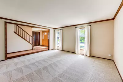 1276 Chatham Lane, Roselle, IL 60172 - Photo 3
