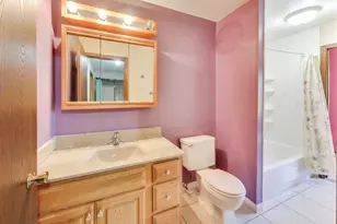 1276 Chatham Ln, Roselle, IL 60172 - Photo 15