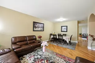 1270 Georgetown Way, Vernon Hills, IL 60061 - Photo 3
