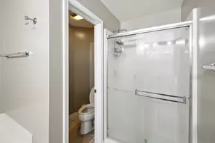 1270 Georgetown Way, Vernon Hills, IL 60061 - Photo 13