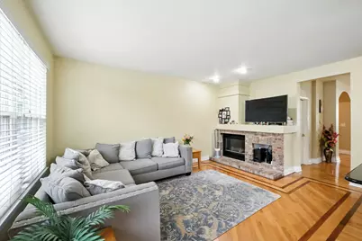1270 Georgetown Way, Vernon Hills, IL 60061 - Photo 5