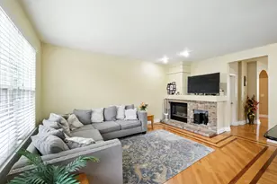 1270 Georgetown Way, Vernon Hills, IL 60061 - Photo 5