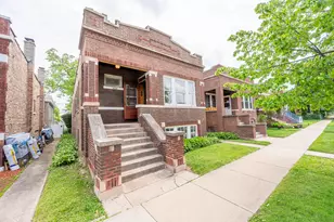 2323 Highland Ave, Berwyn, IL 60402 - Photo 1