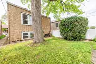 2323 Highland Ave, Berwyn, IL 60402 - Photo 7