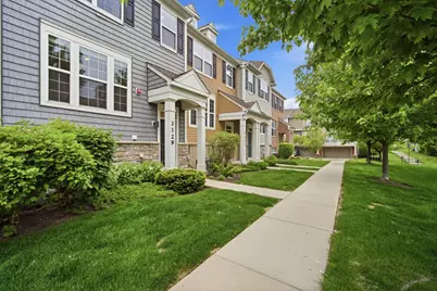 3129 Coral Lane, Glenview, IL 60026 - Photo 3