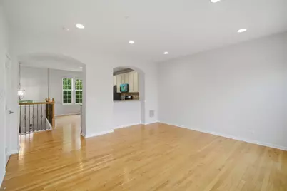 3129 Coral Lane, Glenview, IL 60026 - Photo 7
