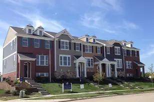 3129 Coral Ln, Glenview, IL 60026 - Photo 1