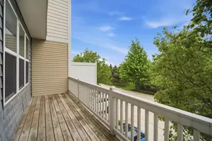 3129 Coral Ln, Glenview, IL 60026 - Photo 15