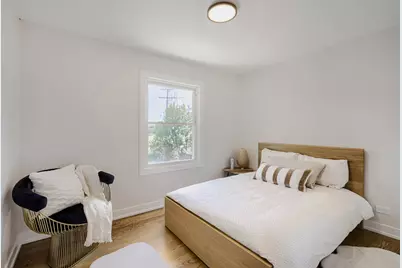 445 E Fullerton Avenue, Addison, IL 60101 - Photo 15