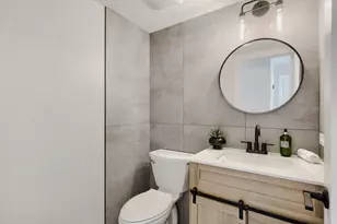 445 E Fullerton Ave, Addison, IL 60101 - Photo 11