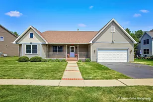 230 Redwing Dr, Woodstock, IL 60098 - Photo 1