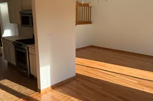 8316 High Point Cir, Darien, IL 60561 - Photo 11