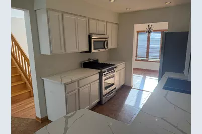 8316 Highpoint Circle #E, Darien, IL 60561 - Photo 7