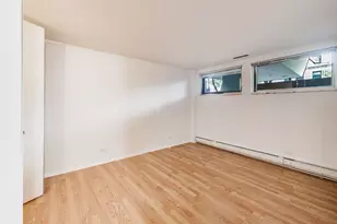 201 E Chestnut St, Chicago, IL 60611 - Photo 11