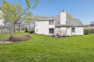 938 Chase Ct, Gurnee, IL 60031 - Photo 23