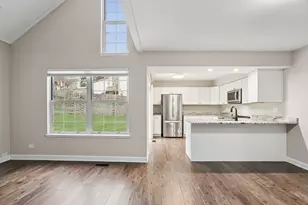 938 Chase Ct, Gurnee, IL 60031 - Photo 9