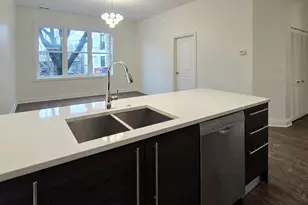 1537 N Orleans Ave, Chicago, IL 60610 - Photo 7