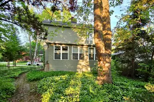 552 Highland Ave, West Chicago, IL 60185 - Photo 5