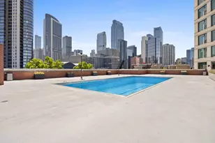 501 N Clinton St, Chicago, IL 60654 - Photo 17