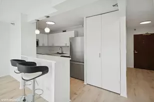 440 N Wabash Ave, Chicago, IL 60611 - Photo 3