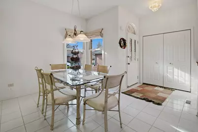 205 Faith Court, Bloomingdale, IL 60108 - Photo 3