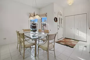 205 Faith Ct, Bloomingdale, IL 60108 - Photo 3