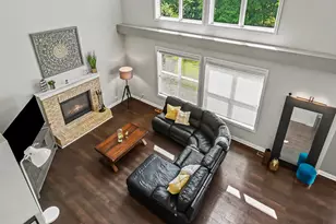 517 Meadowwood Ln, Oswego, IL 60543 - Photo 7