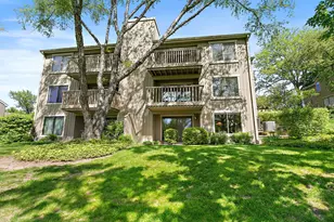 228 Hickory Ln, Lake Barrington, IL 60010 - Photo 33