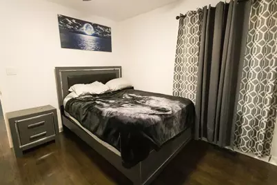 2252 W 71st Street, Chicago, IL 60636 - Photo 9