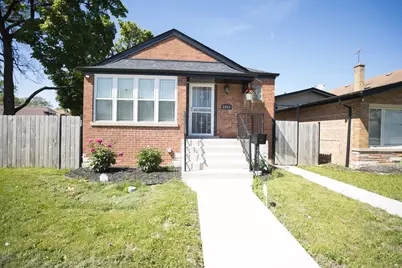 2252 W 71st Street, Chicago, IL 60636 - Photo 1