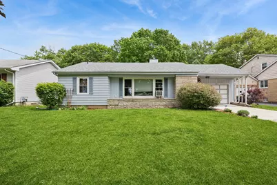 320 S Elm Street, Waterman, IL 60556 - Photo 1