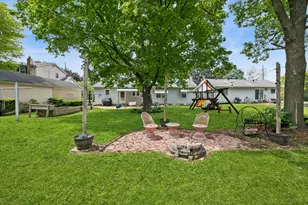 320 S Elm St, Waterman, IL 60556 - Photo 15