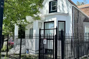 2720 W Harrison St, Chicago, IL 60612 - Photo 1