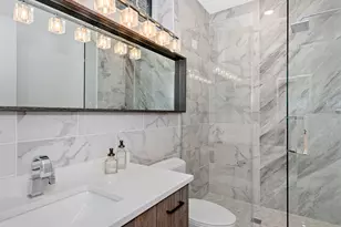 3918 S King Dr, Chicago, IL 60653 - Photo 19