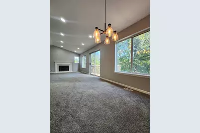 2753 S Cedar Glen Drive, Arlington Heights, IL 60005 - Photo 9