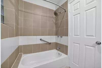 1419 S Kedvale Avenue, Chicago, IL 60623 - Photo 41