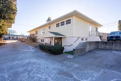 2304 Jersey Ridge Road, Davenport, IA 52803 - Photo 3