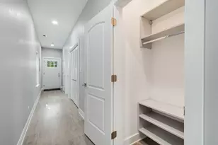 6418 S Champlain Ave, Chicago, IL 60637 - Photo 9