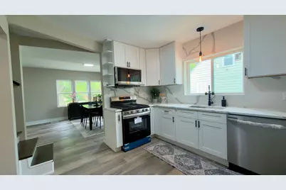 9759 Rutherford Avenue, Oak Lawn, IL 60453 - Photo 15