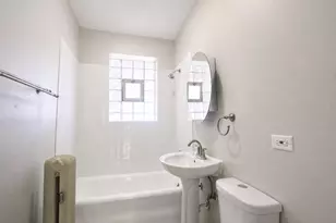 219 Chicago Ave, Oak Park, IL 60302 - Photo 9