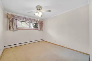 9259 S Springfield Ave, Evergreen Park, IL 60805 - Photo 17