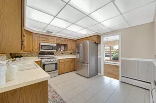 9259 S Springfield Ave, Evergreen Park, IL 60805 - Photo 11