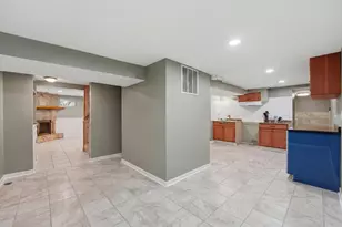 5910 W 88th St, Oak Lawn, IL 60453 - Photo 21